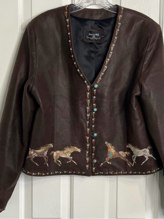 Patricia Wolf Jackets & Blazers - Patricia Wolf hand painted Indian ponies Leather Jacket Turquoise Studs L EUC